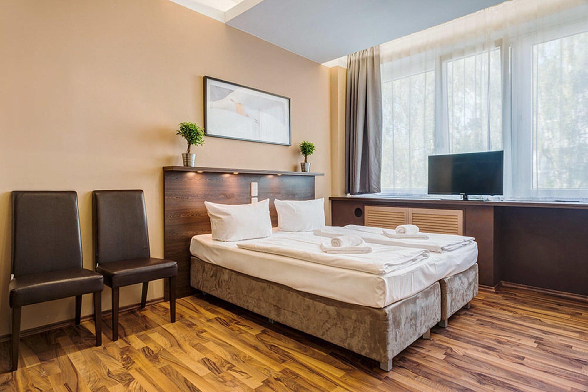 Arktur City Hotel Berlin Ngoại thất bức ảnh